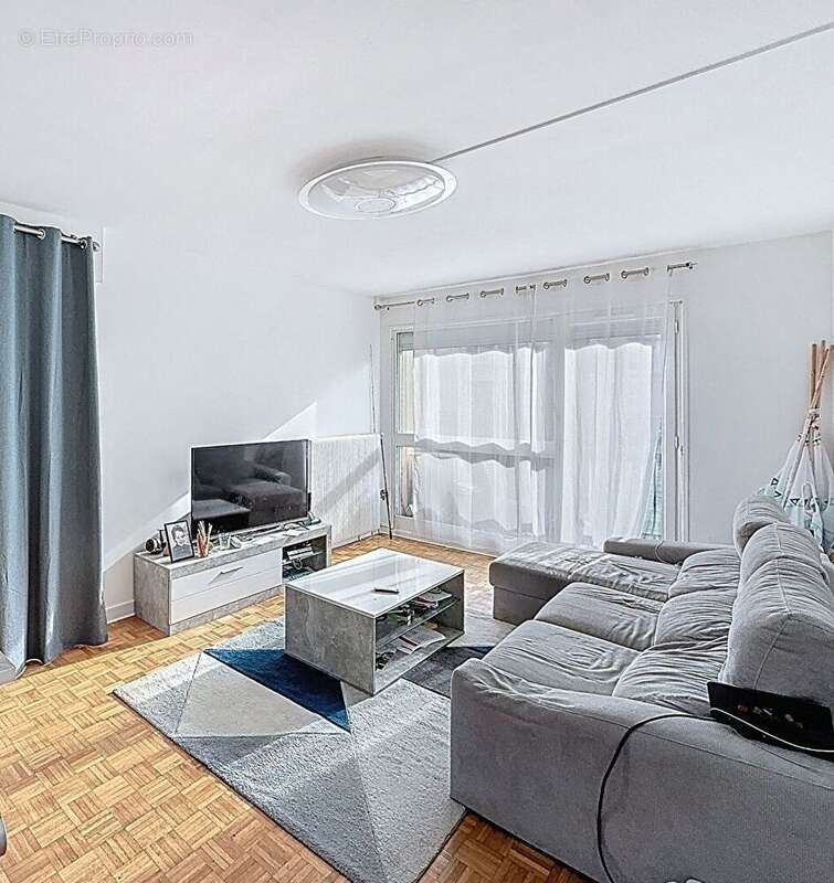 Appartement à MAUREPAS