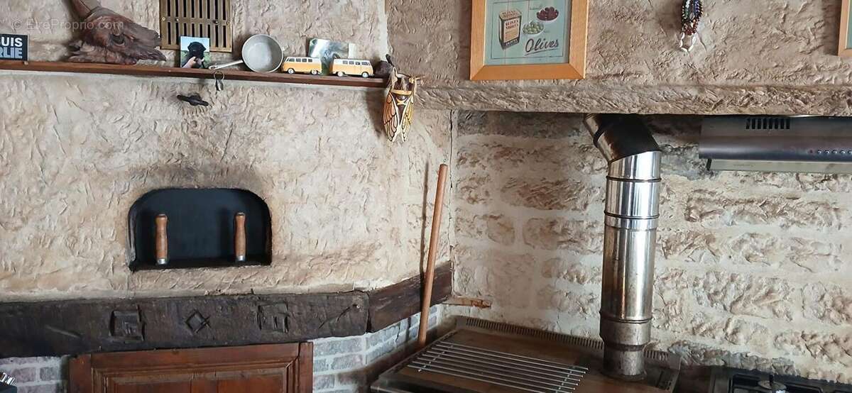 Maison à DAMBENOIT-LES-COLOMBE