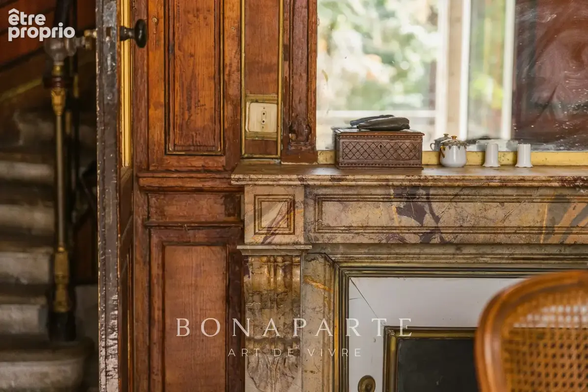 LE BOUSCAT – Magnifique demeure bourgeoise de 480 m² à réinventer, potentiel exceptionnel - photo 4
