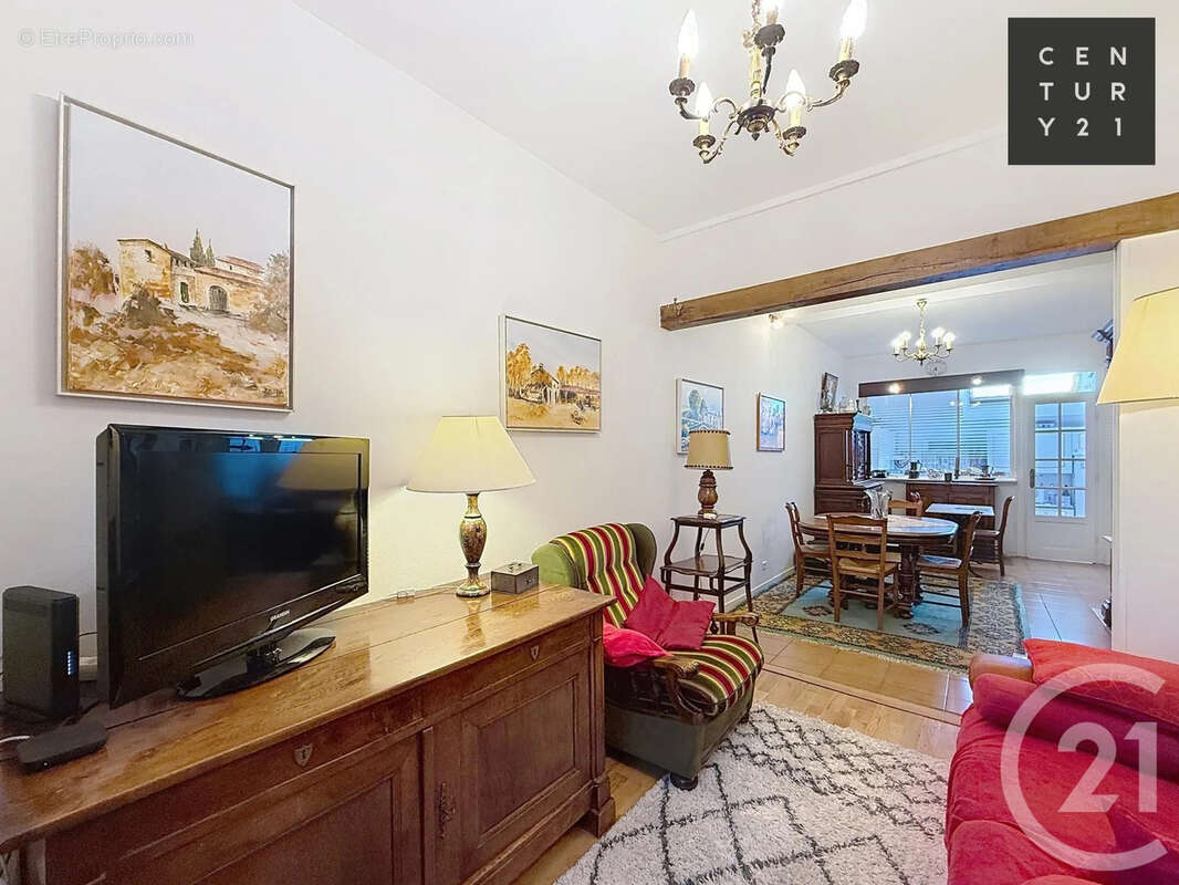 Maison à SAINT-ANDRE-LES-VERGERS