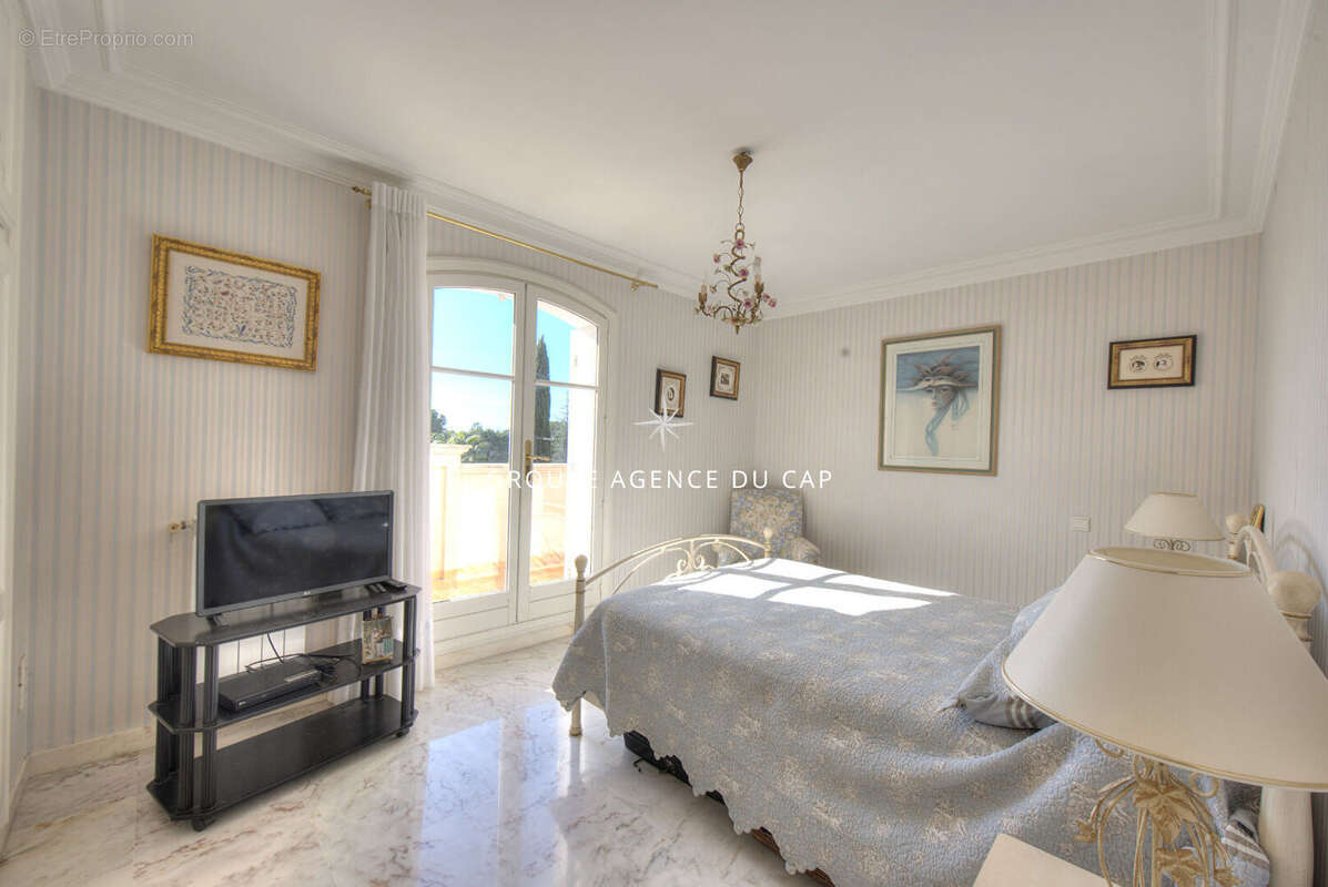 Maison à SAINT-RAPHAEL