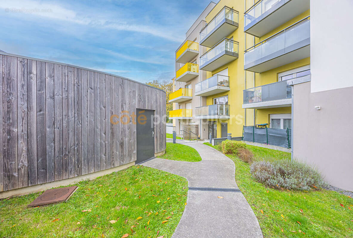 Nantes nord -- boulevard einstein -- appartement t3 59m² -- terrasse & garage - photo 3