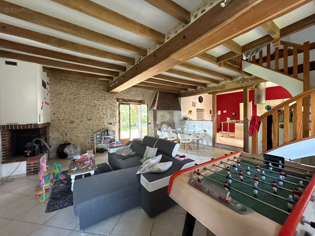 Maison à TOUCY