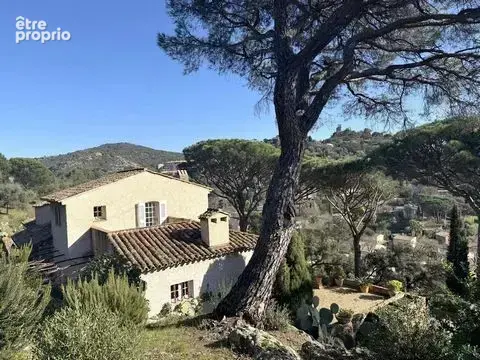 Maison 9 pièces 308 m² à vendre à Grimaud (83310) - photo 2
