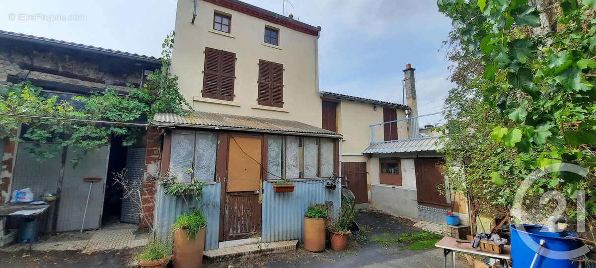Maison à BEAULIEU
