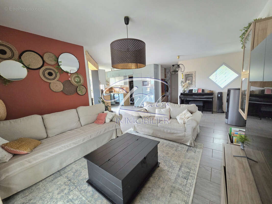 Maison 121 m² à Saint-Gervais  - photo 6