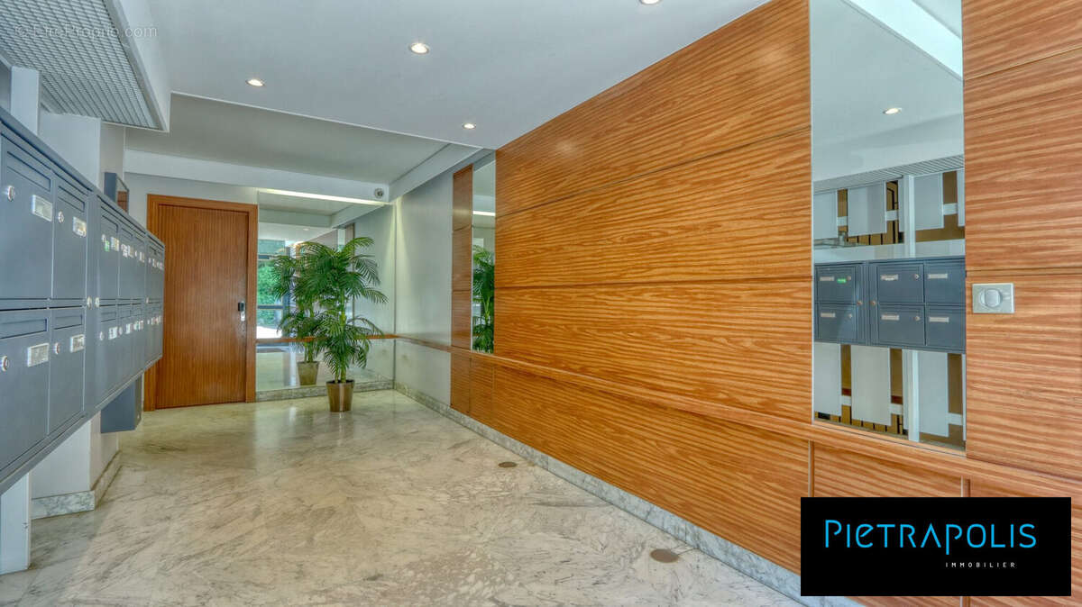 Appartement à SAINTE-FOY-LES-LYON