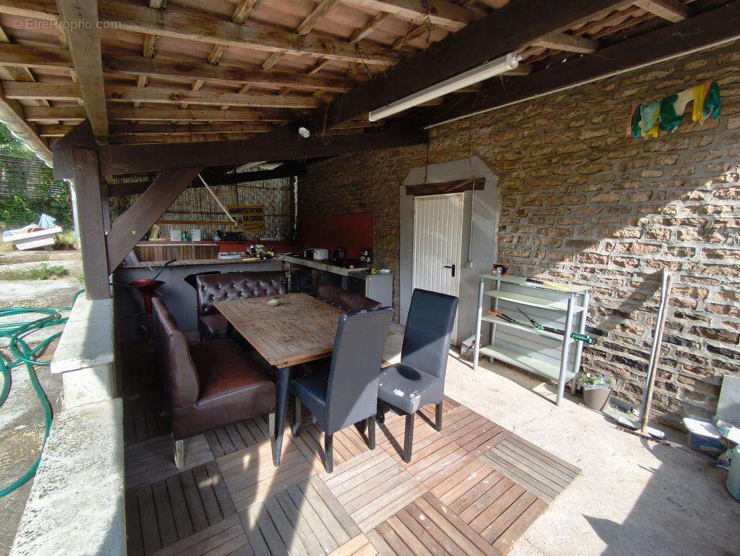 Maison à AILLEVILLERS-ET-LYAUMONT