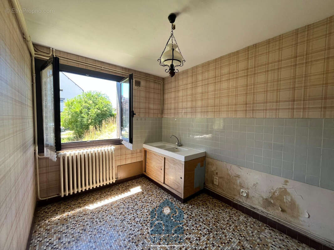 Maison à MANZAT
