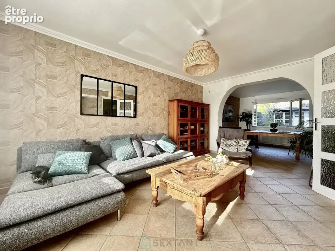 Jolie maison sur secteur calme proche de toutes commodités. - photo 2