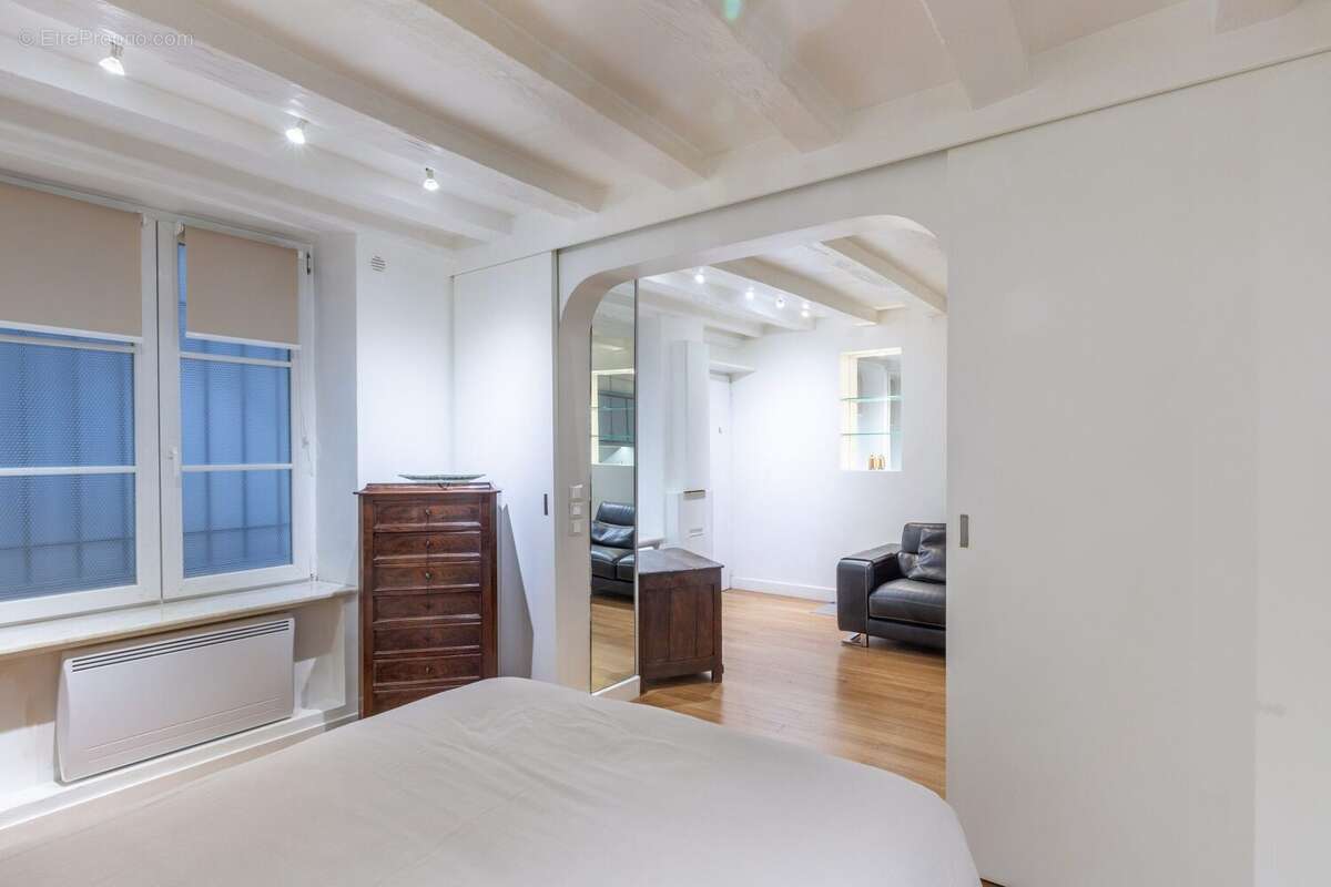 Appartement à PARIS-5E