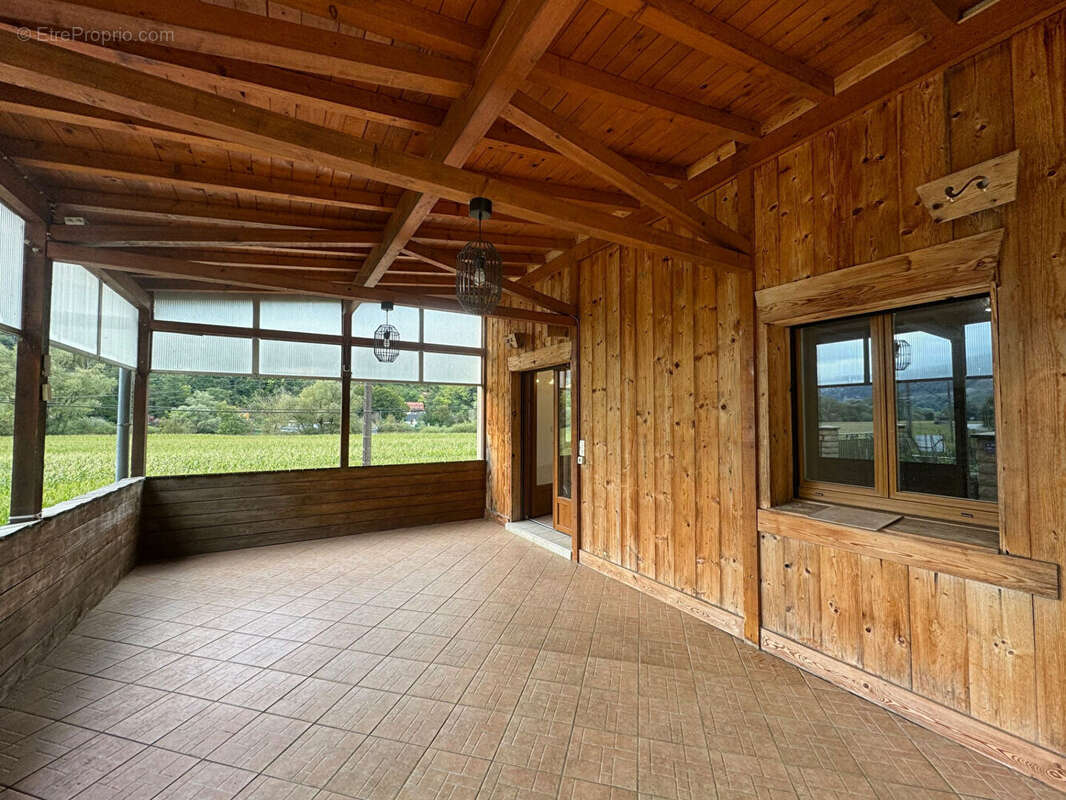 Maison à MONTFAUCON