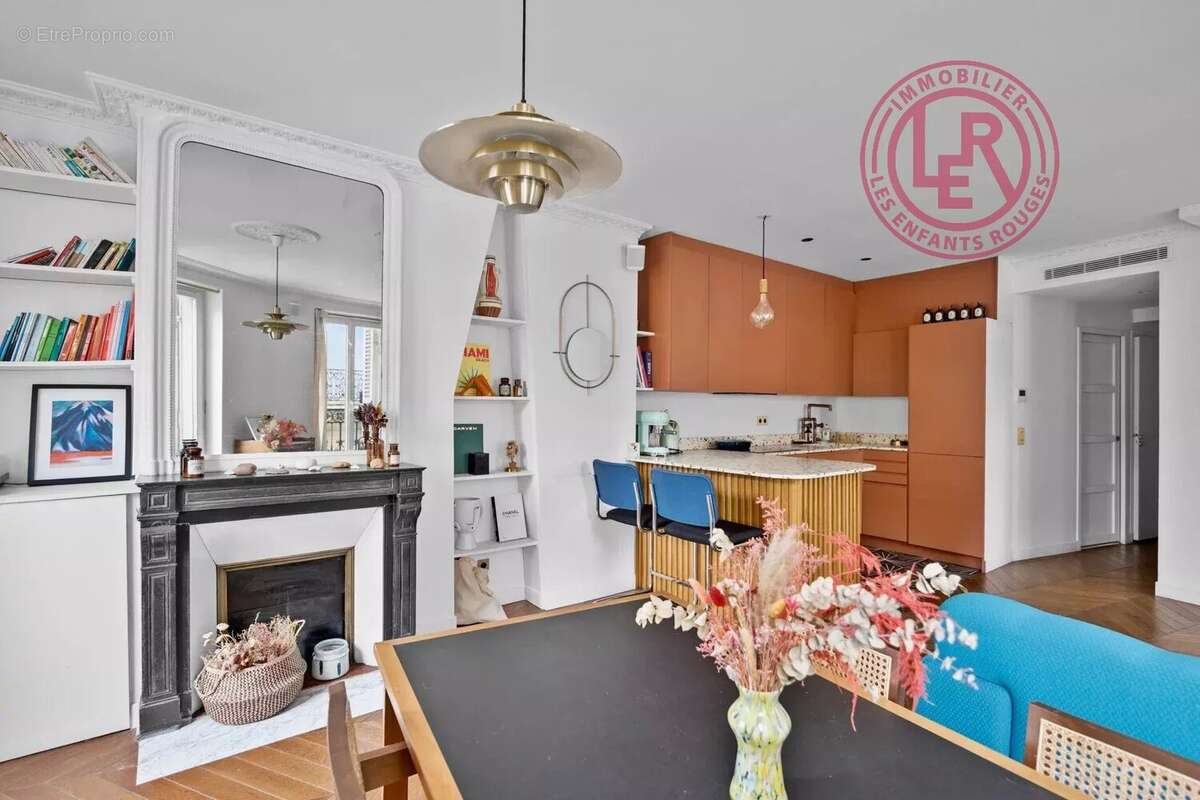 Appartement à PARIS-3E