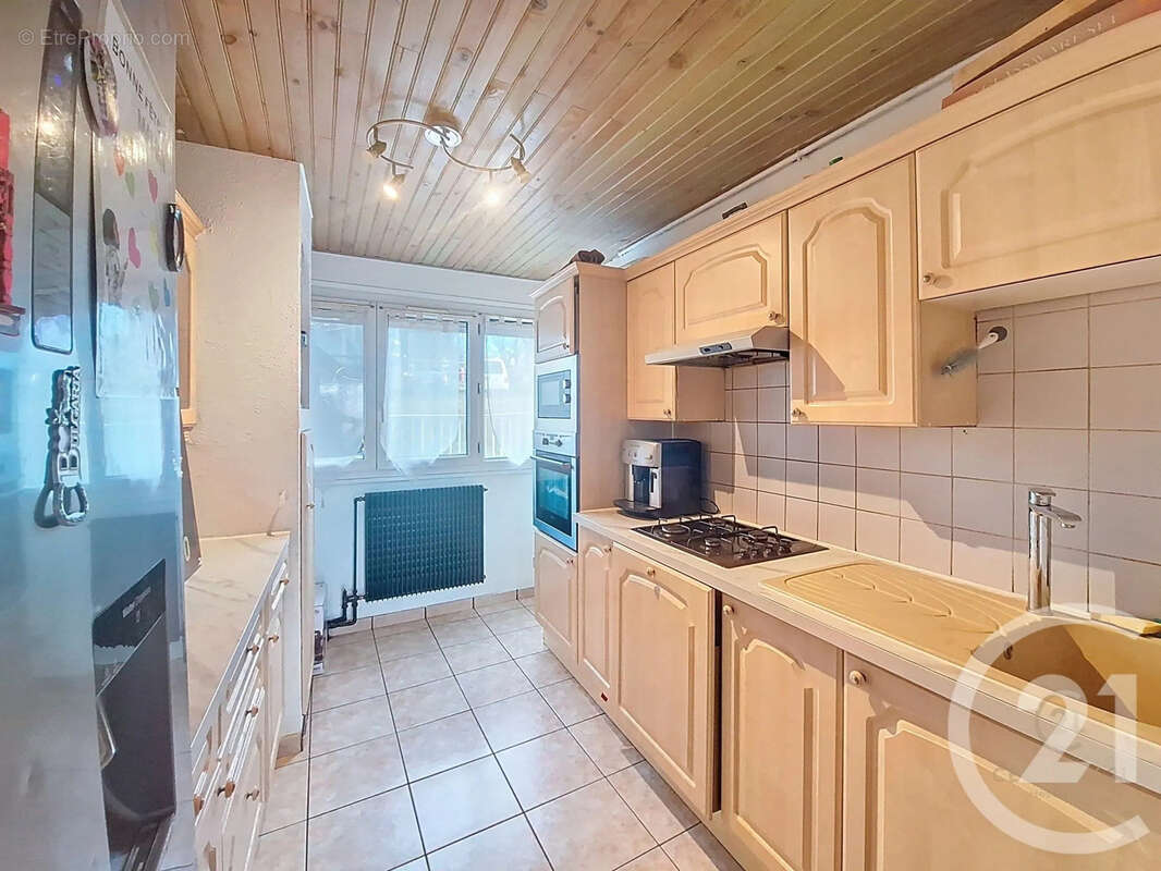 Appartement à GRIGNY