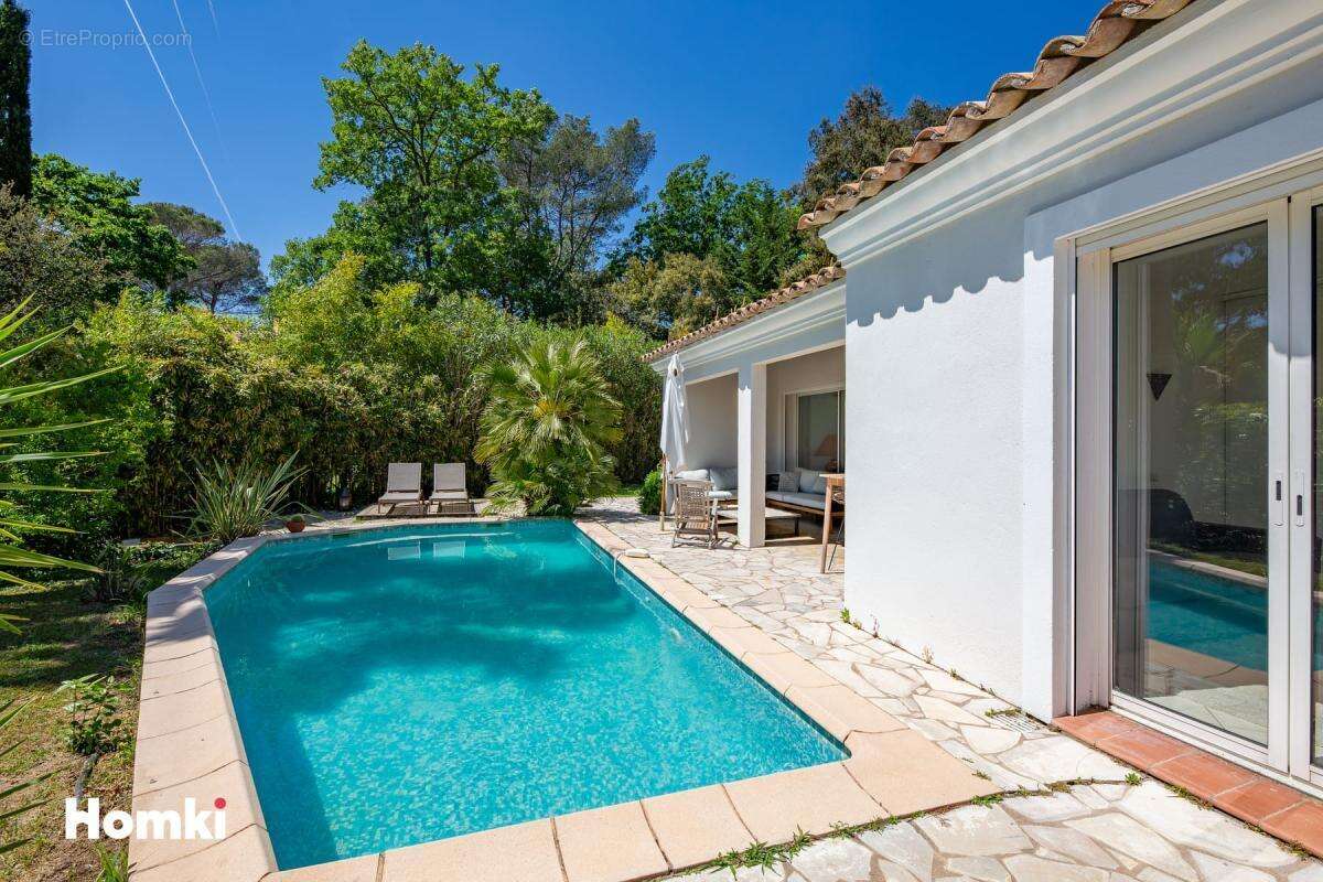 Maison à SAINT-RAPHAEL