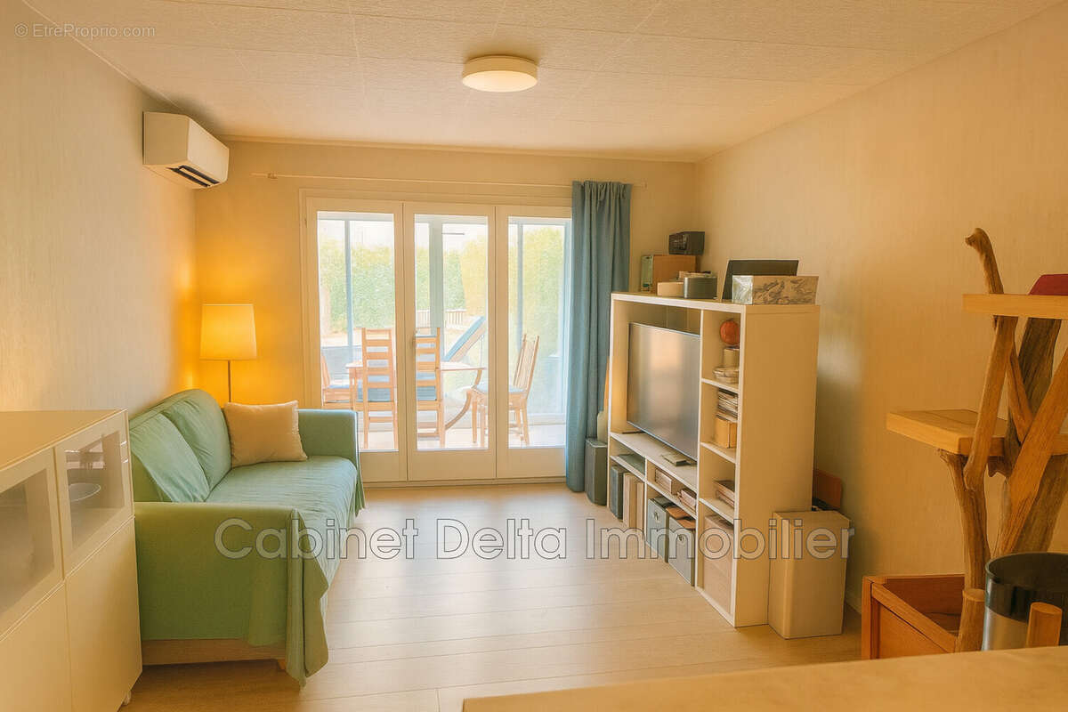 Appartement à SIX-FOURS-LES-PLAGES
