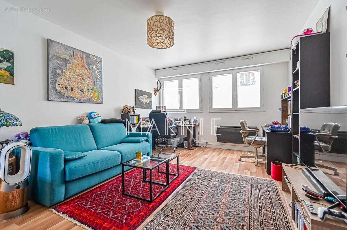 Appartement à PARIS-15E