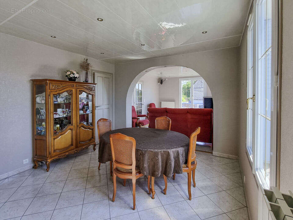 Maison à CHOISY-EN-BRIE