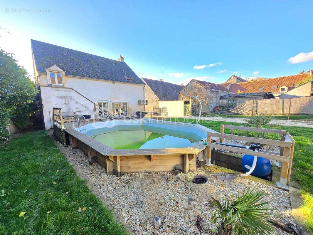 Magnifique Maison de village rénovée de 158m² à Parigny les Vaux - photo 20