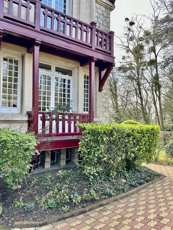 Maison à MONTMORENCY