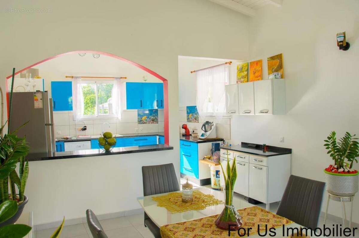 Maison à SAINTE-ANNE