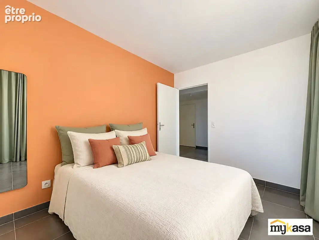 Appartement Port De Bouc 3 pièce(s) 62 m2 - photo 4