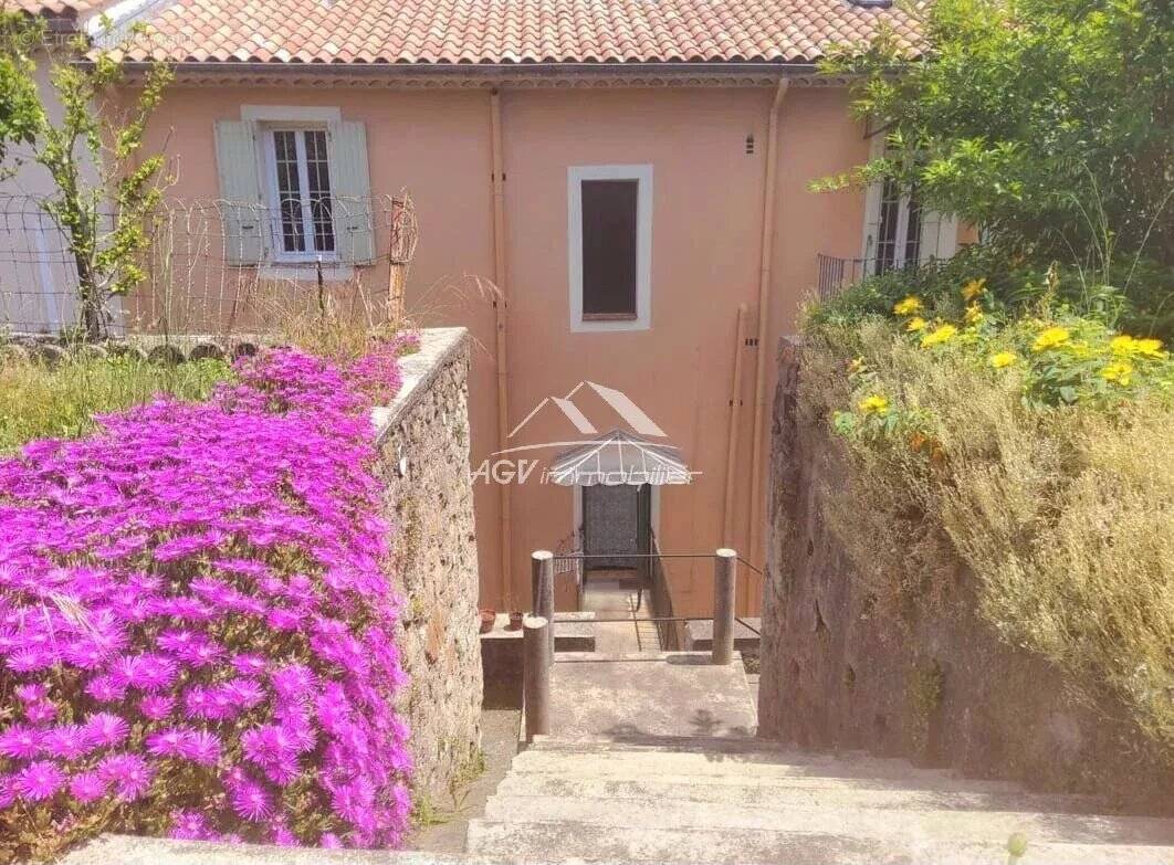 Appartement à LA GRAND-COMBE