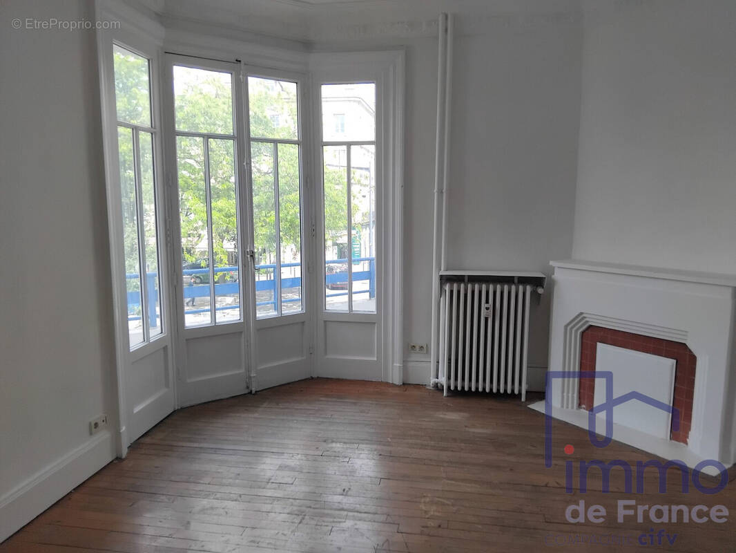 Appartement à SAINT-ETIENNE
