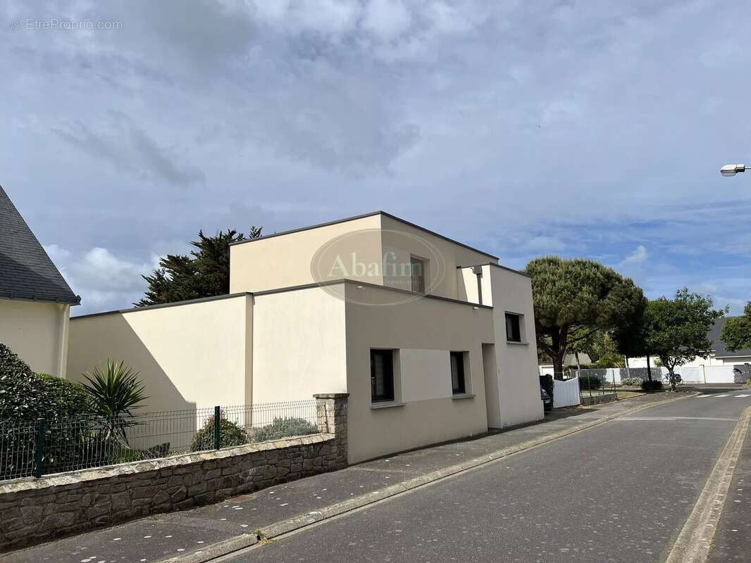 Maison à LA TURBALLE