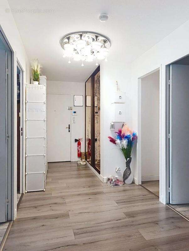 Appartement à ECHIROLLES