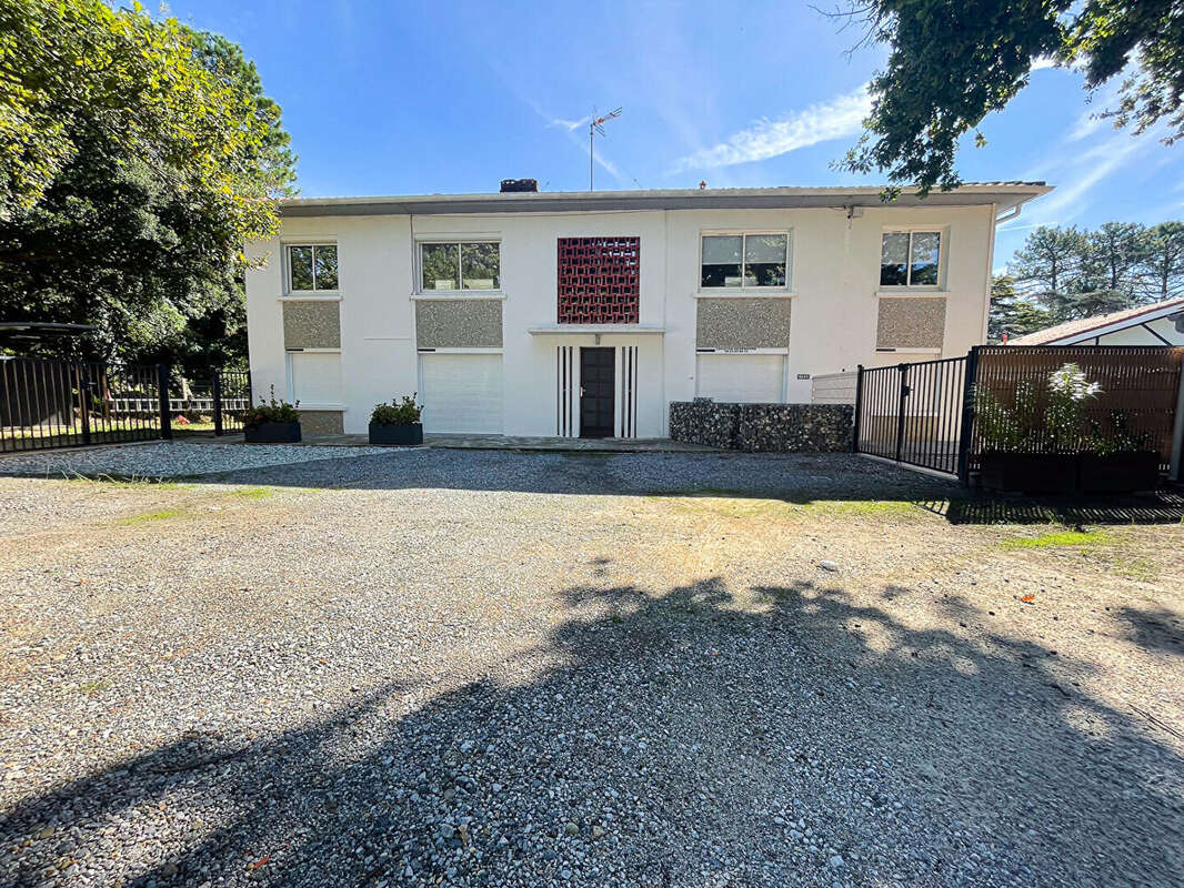 Appartement à VIEUX-BOUCAU-LES-BAINS