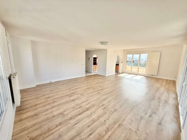 Appartement à DIVONNE-LES-BAINS