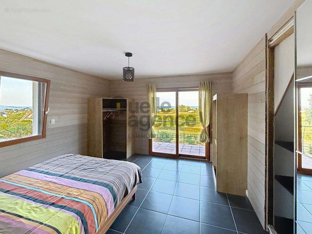 Maison 9 pièces de 216 m2 à Plouhinec - photo 12