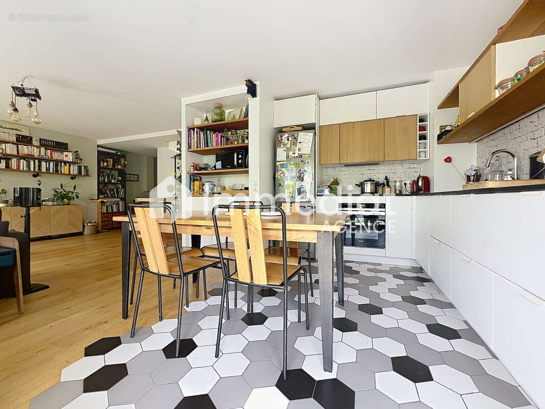 Appartement à RUEIL-MALMAISON