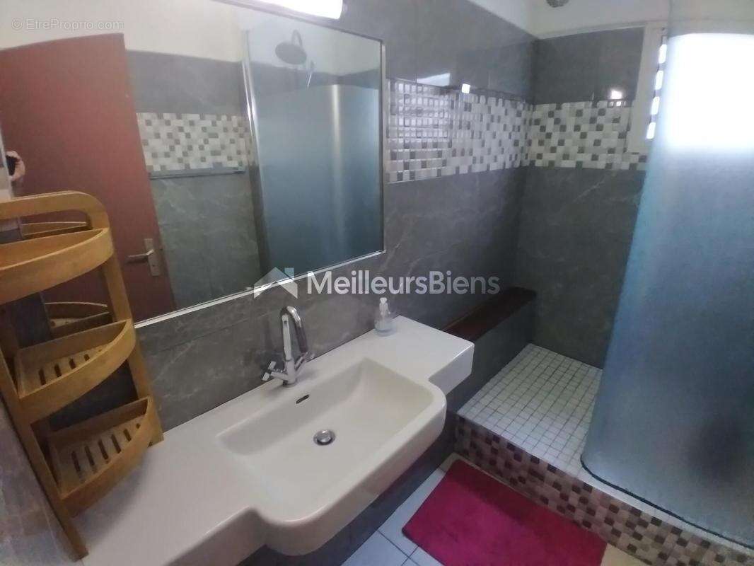 Appartement à SAINT-LEU