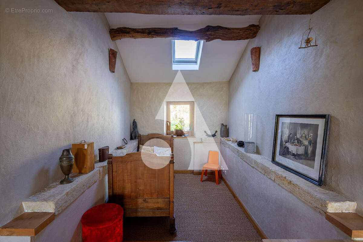 Maison à ANGLARS-SAINT-FELIX