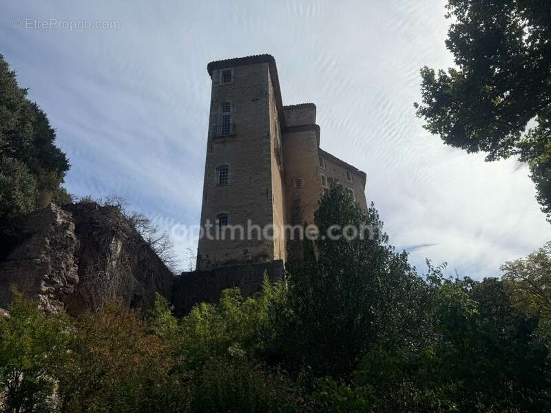 Maison à ENTRECASTEAUX