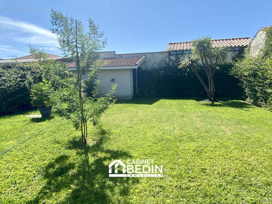 Maison 204 m² à Le Bouscat  - photo 6