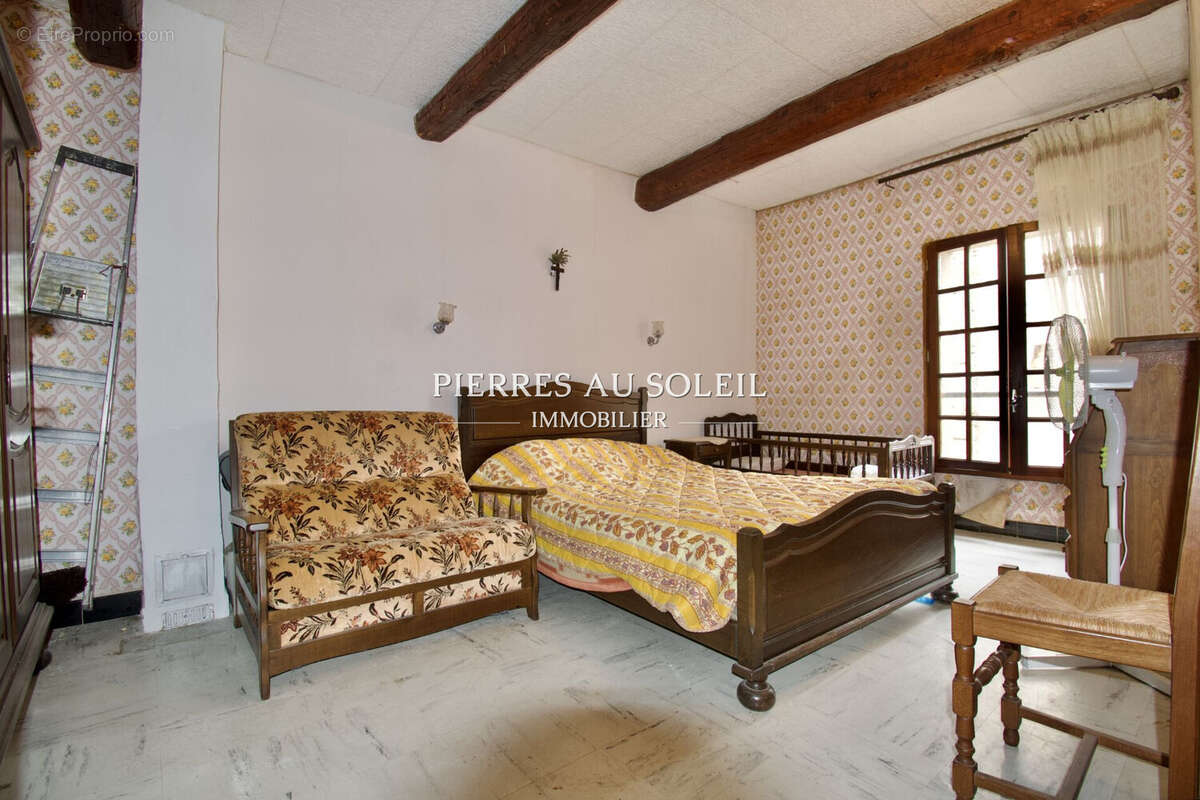 Maison à CAUSSINIOJOULS