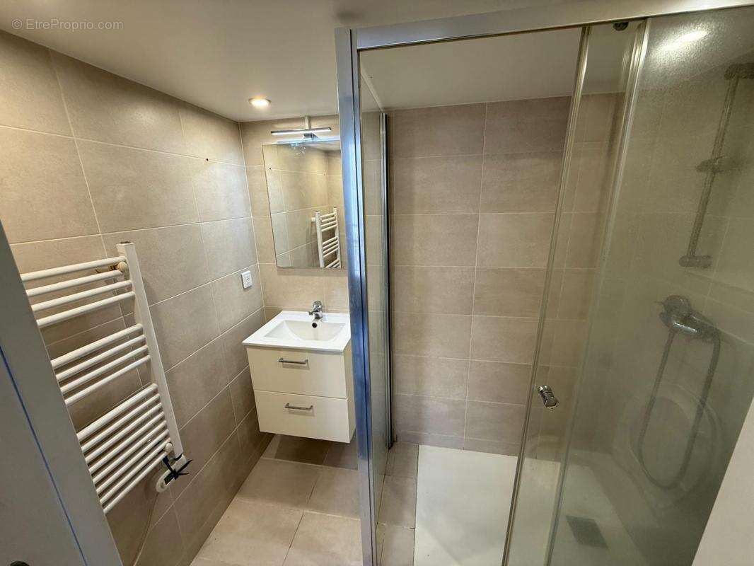 Appartement à PARIS-19E