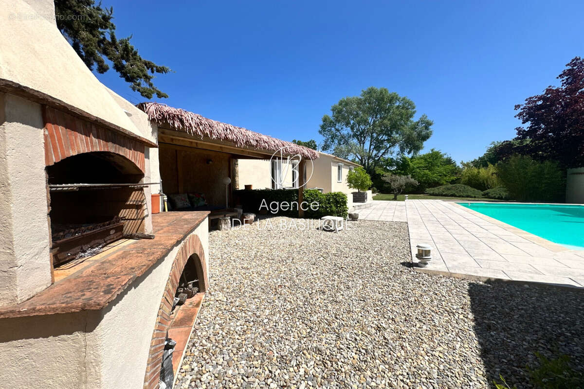 Maison à SAINT-MAXIMIN-LA-SAINTE-BAUME