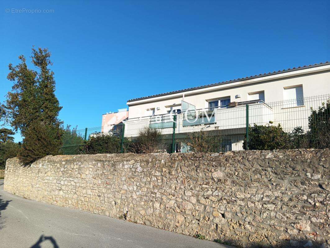 Appartement à POUSSAN