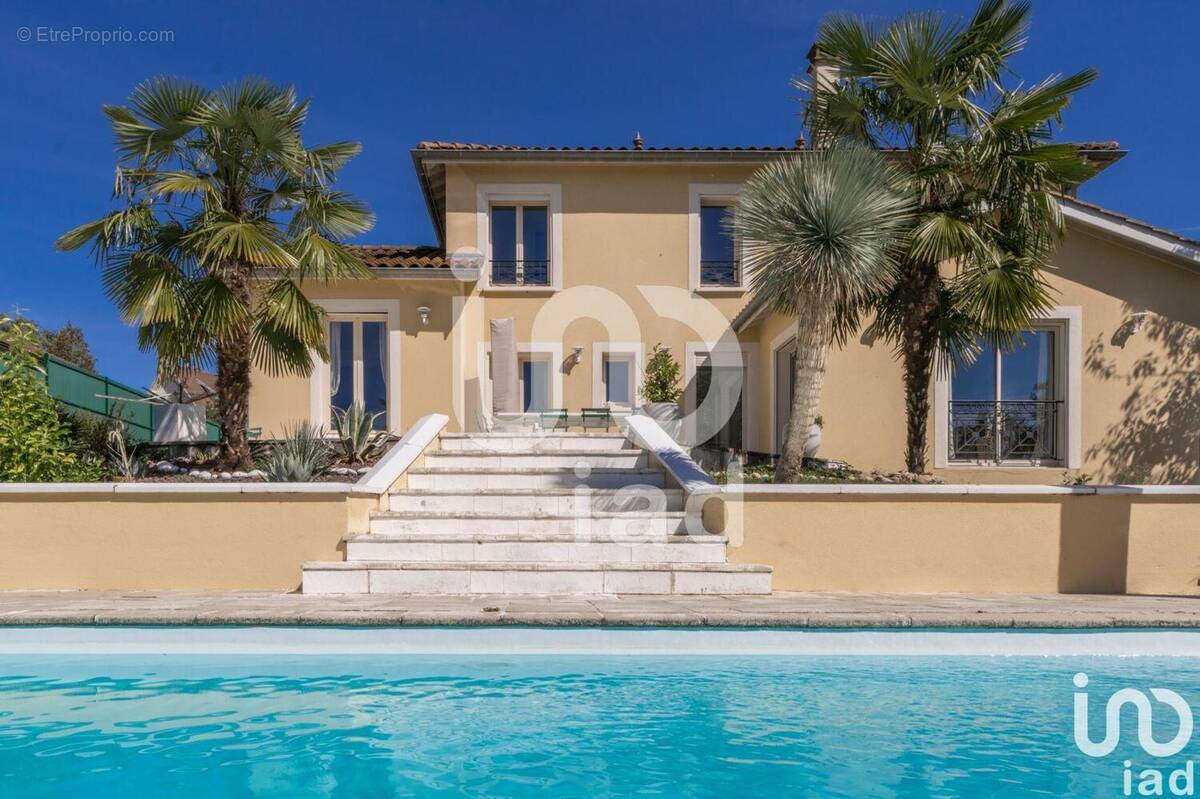 Photo 1 - Maison à DARDILLY