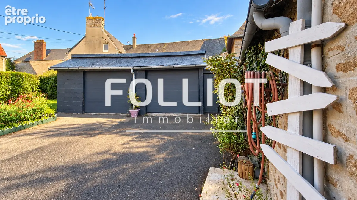 A VENDRE Maison de maître centre Sartilly - photo 11