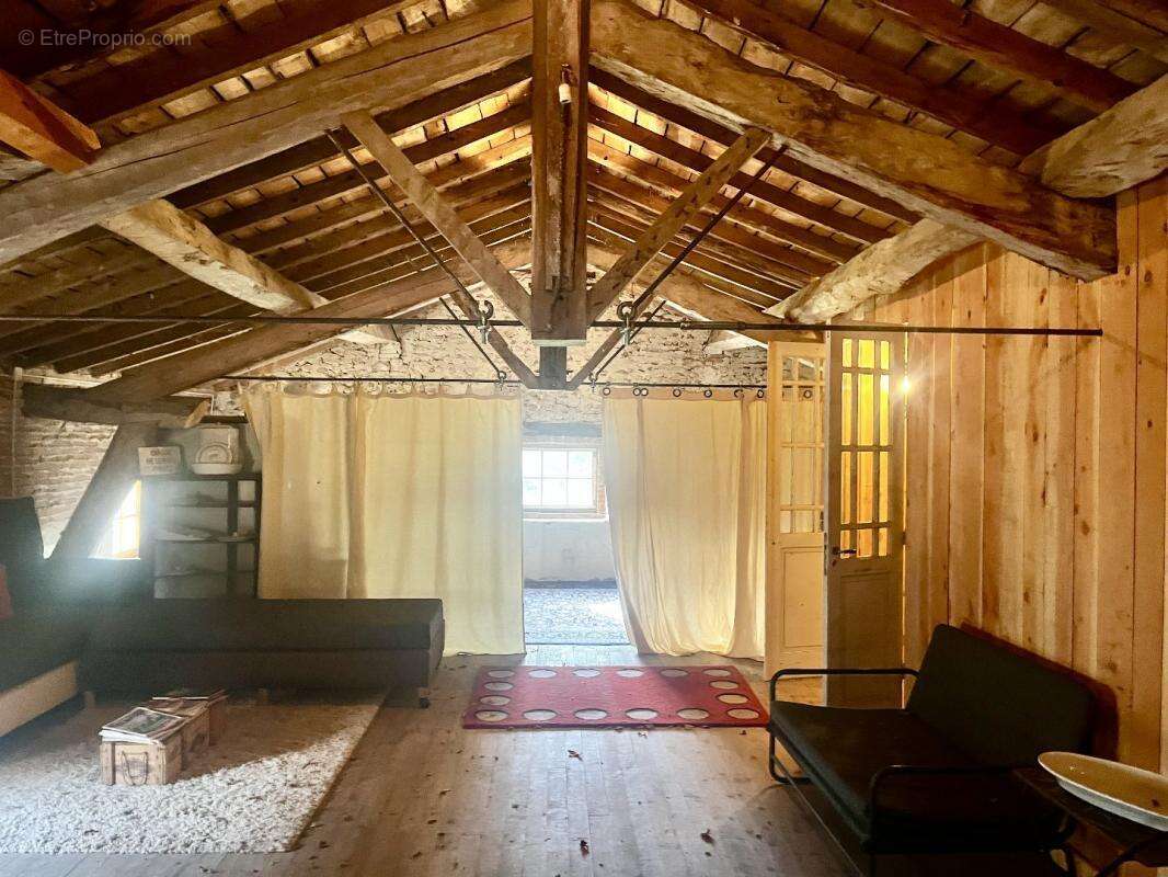 Maison à CARLA-BAYLE