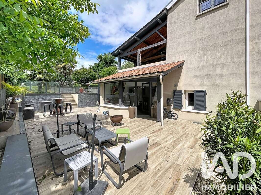 Photo 5 - Maison à VOURLES