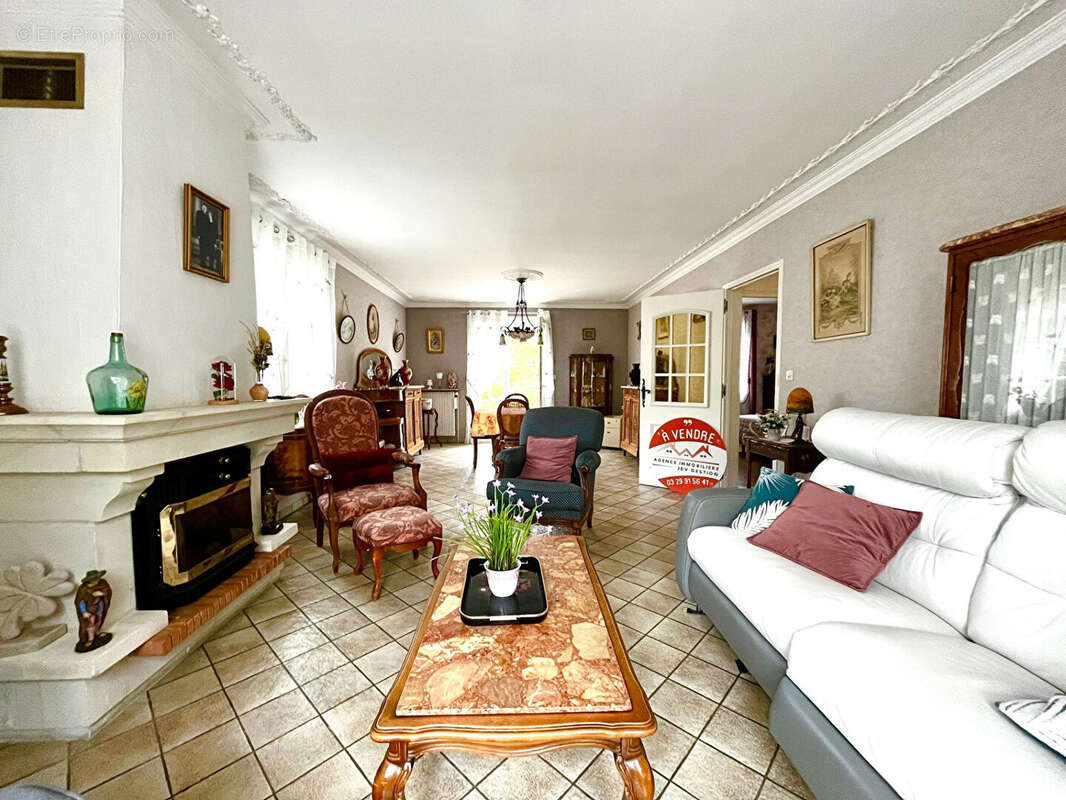 Maison à COMMERCY