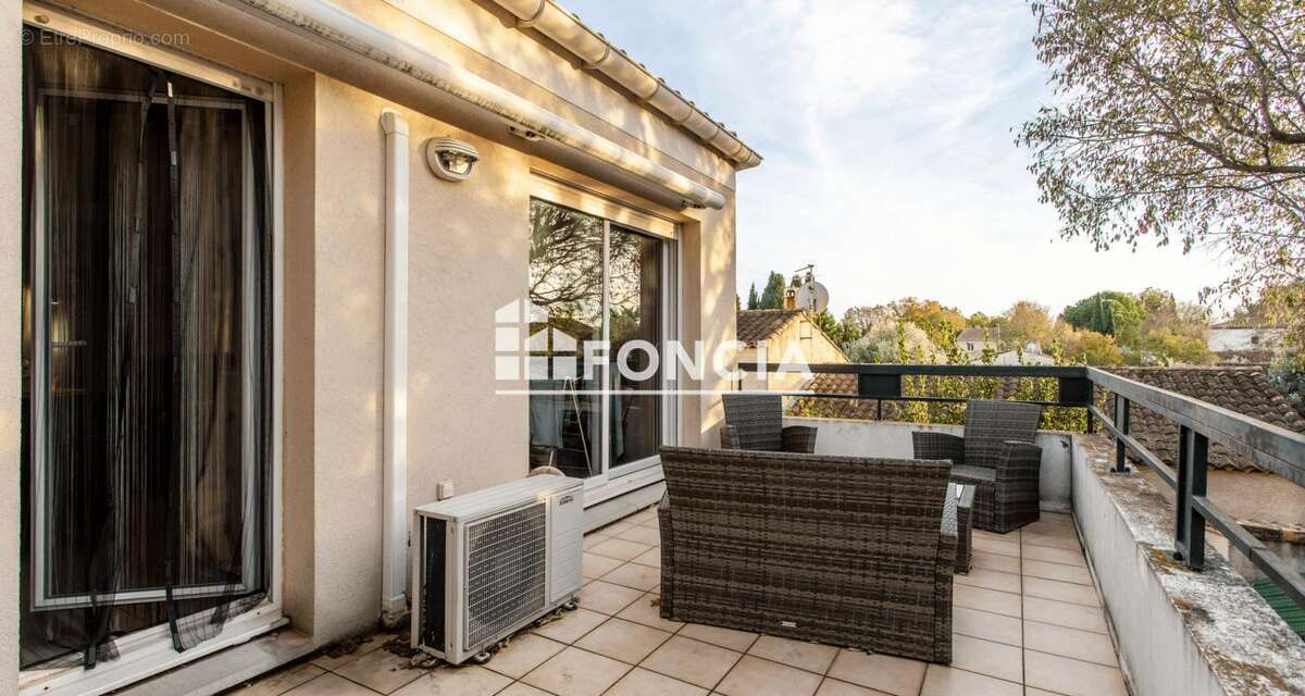 Appartement à SALON-DE-PROVENCE