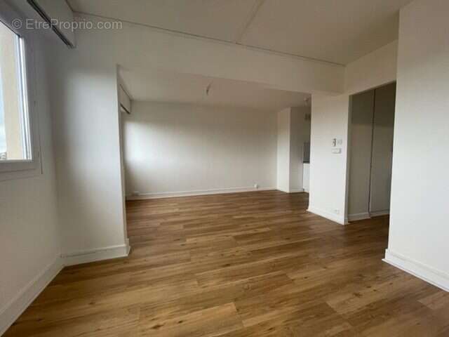 Appartement à BOIS-D'ARCY