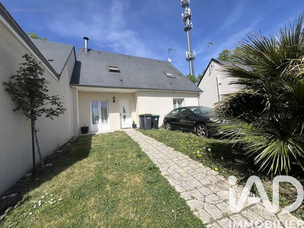 Photo 1 - Maison à VEIGNE